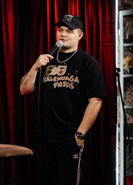 Please, Stand-up