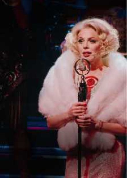 В джазе только девушки